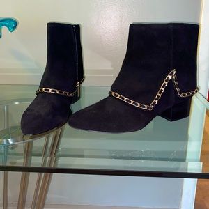 Karl Lagerfeld black booties